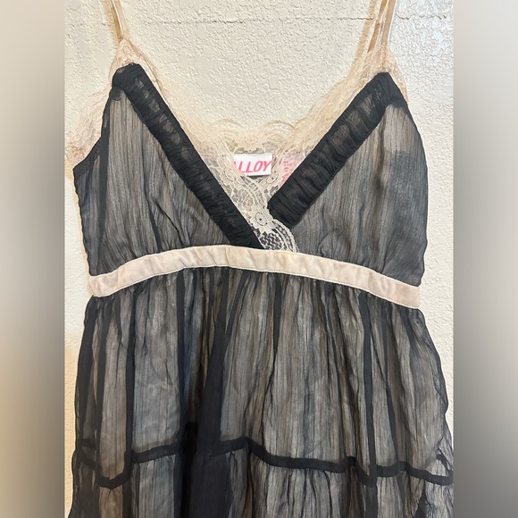 ALLOY Black and Cream Lace Trim Spaghetti Strap Dress - Picture 2 of 15